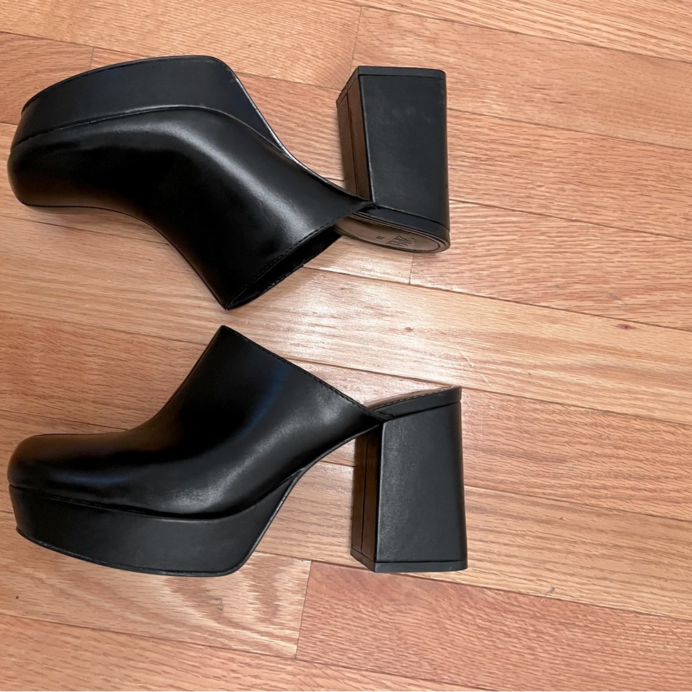 Black Zara Mule